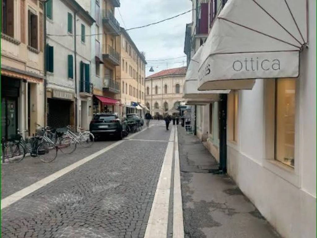 Immobile a Rovigo in Piazza Umberto Merlin - Foto 2