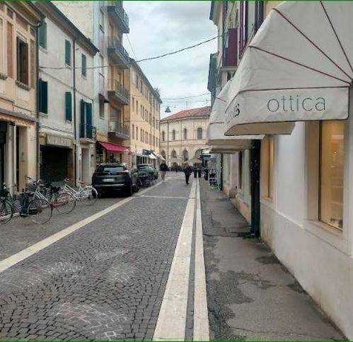Immobile a Rovigo in Piazza Umberto Merlin - Foto 2
