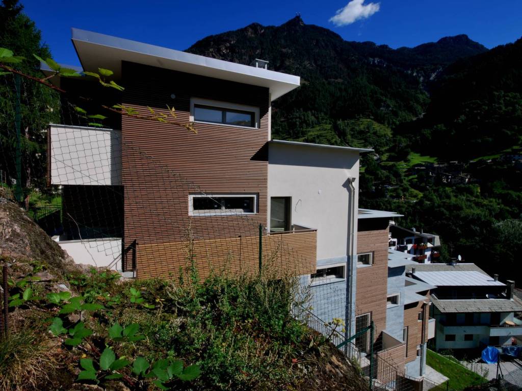 Appartamento a Chiesa in valmalenco in Via Funivia - Foto 5