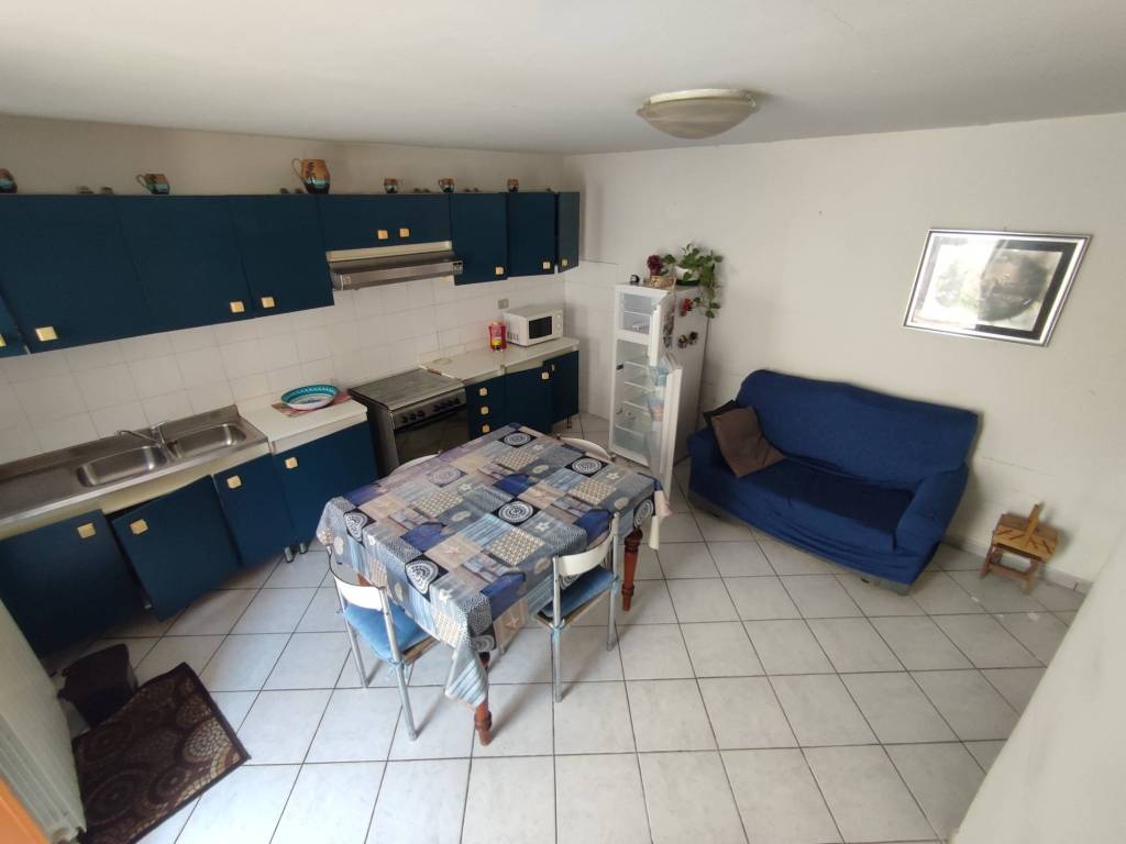 Casa indipendente a Prato in Via dell'Alberaccio, 260 - Foto 2