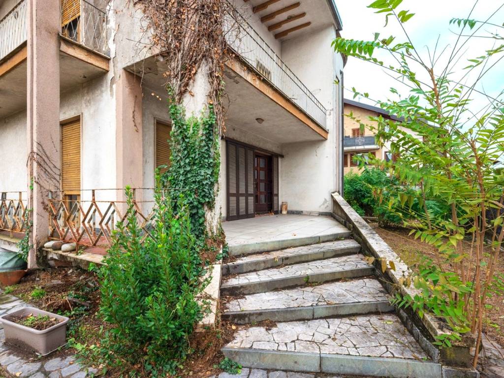 Villa a Fagnano olona in Via Aldo Moro, 2 - Foto 5