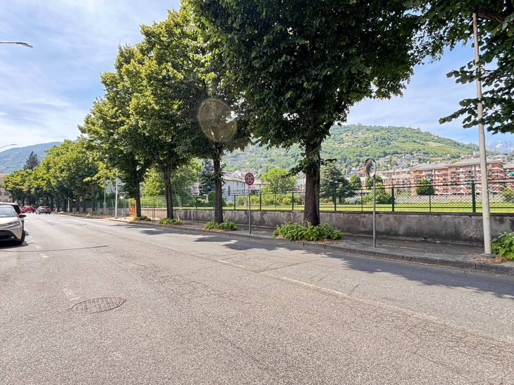 Box / garage a Aosta in Viale Federico Chabod, 12 - Foto 4