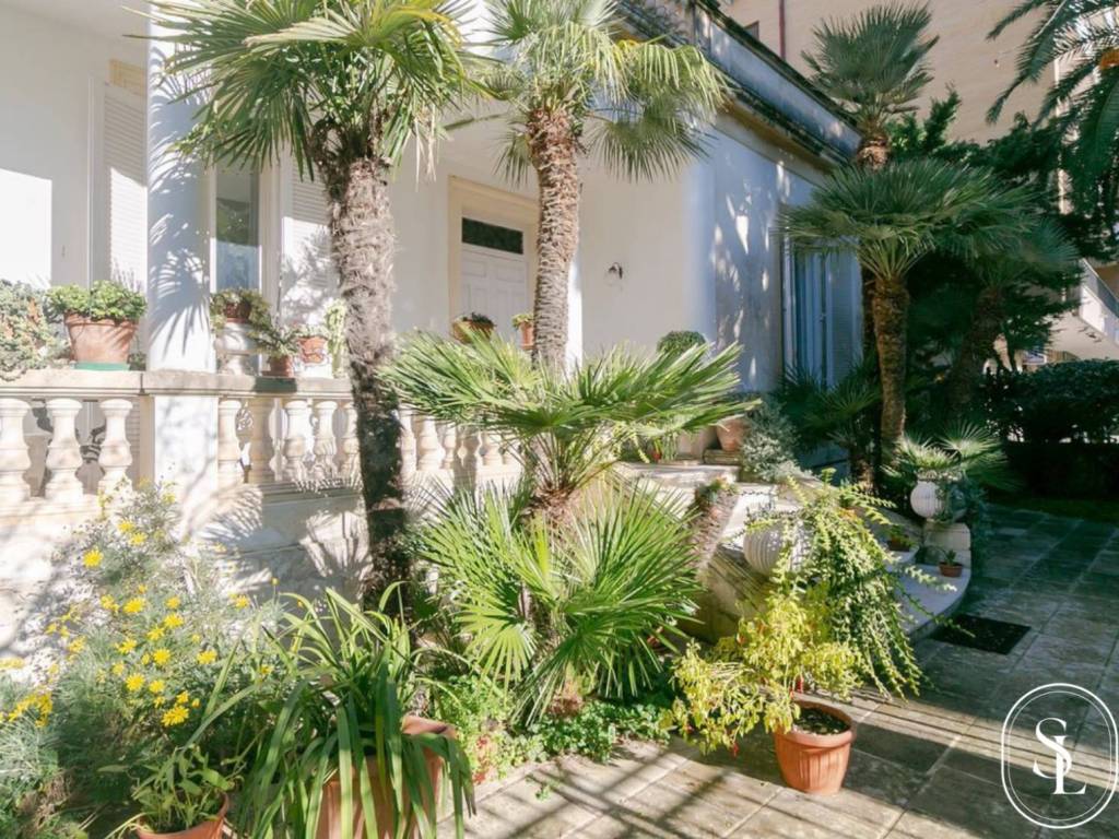 Villa a Lecce in Via Matteo Tafuro, 3 - Foto 2