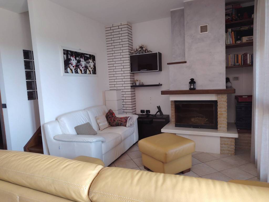 Villetta a schiera a Pesaro in Via del Frumento, 21 - Foto 3