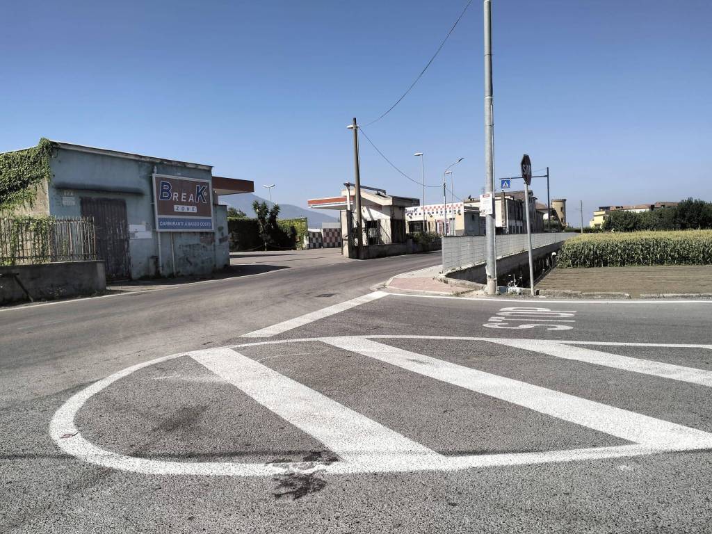 Terreno a Angri in Via Palmentelle - Foto 2