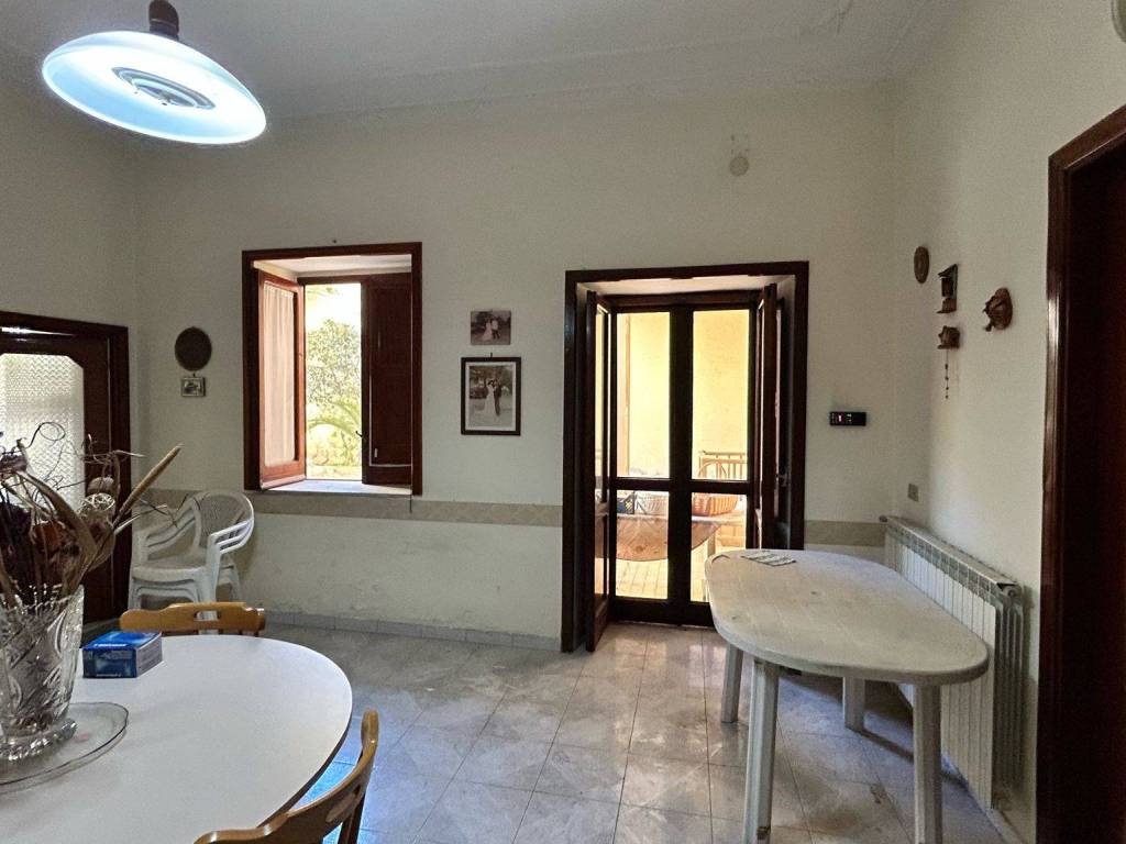 Appartamento a Curti in Via Vittorio Veneto - Foto 5