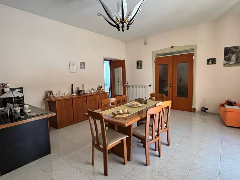 Appartamento a Curti in Via Vittorio Veneto - Foto 2