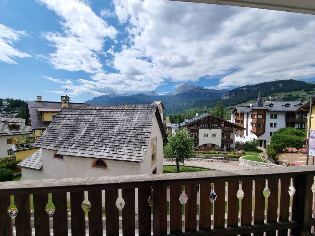 Appartamento a Cortina d'ampezzo in Via Olimpia, 5 - Foto 3