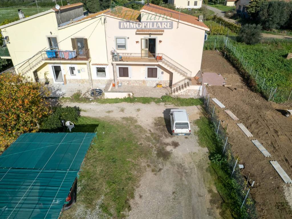 Appartamento a Montalto di castro in Strada della Percossa - Foto 2