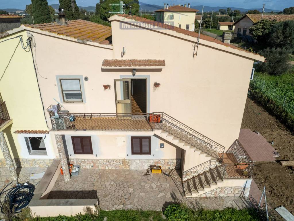 Appartamento a Montalto di castro in Strada della Percossa - Foto 3
