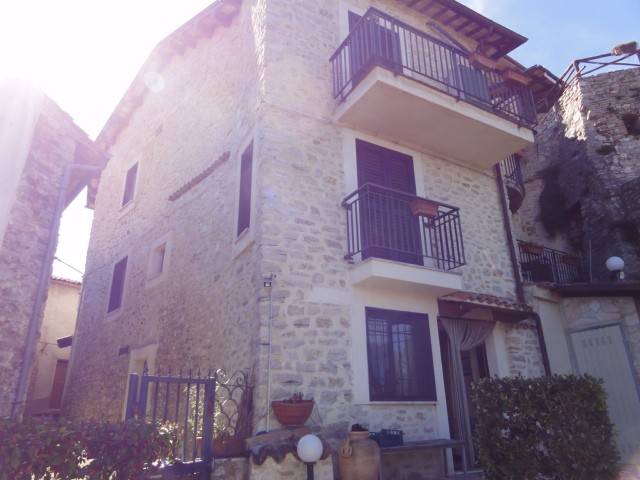Villa a Contigliano in collebaccaro - Foto 2