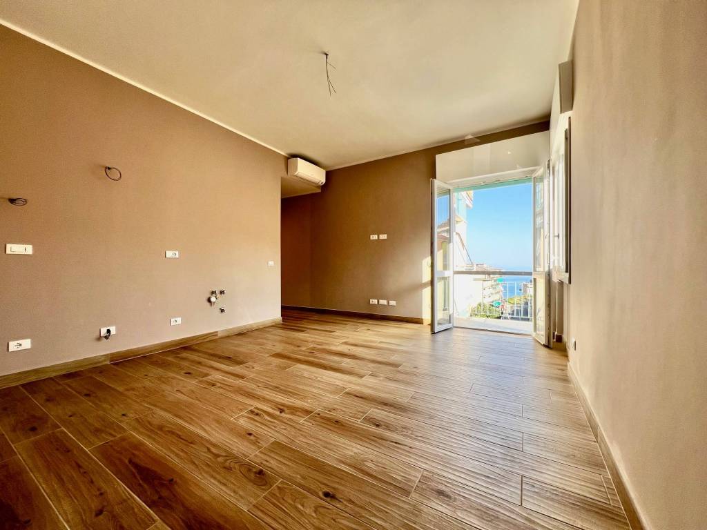 Appartamento a Varazze in Via Livio Canale - Foto 4