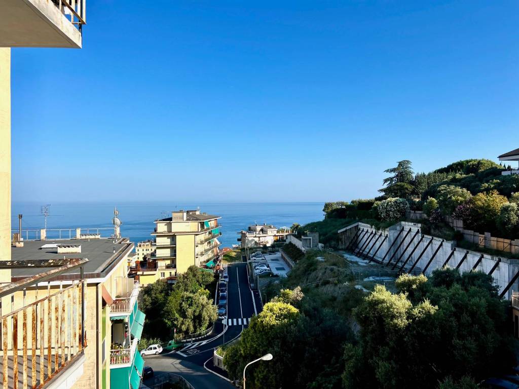 Appartamento a Varazze in Via Livio Canale - Foto 5