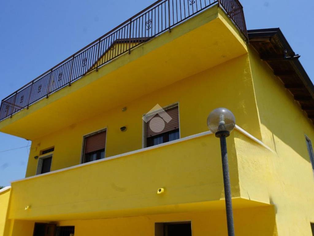 Casa indipendente a Pontecagnano faiano in Via Maiori - Foto 2