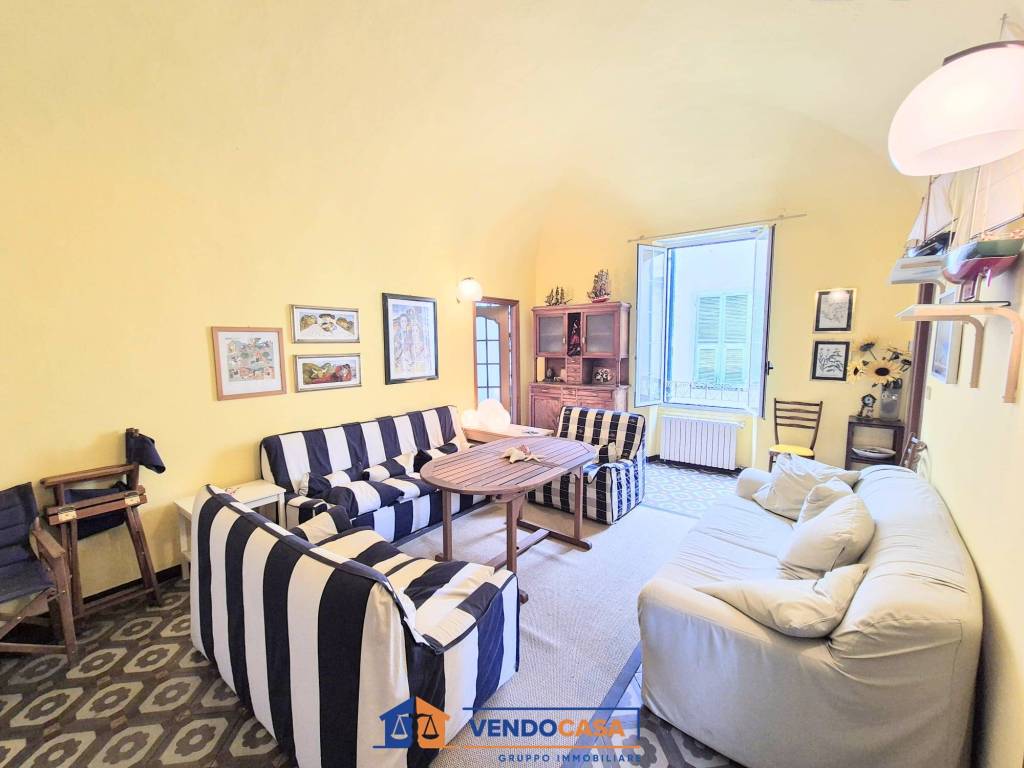 Appartamento a Finale ligure in Via Lancellotto - Foto 2
