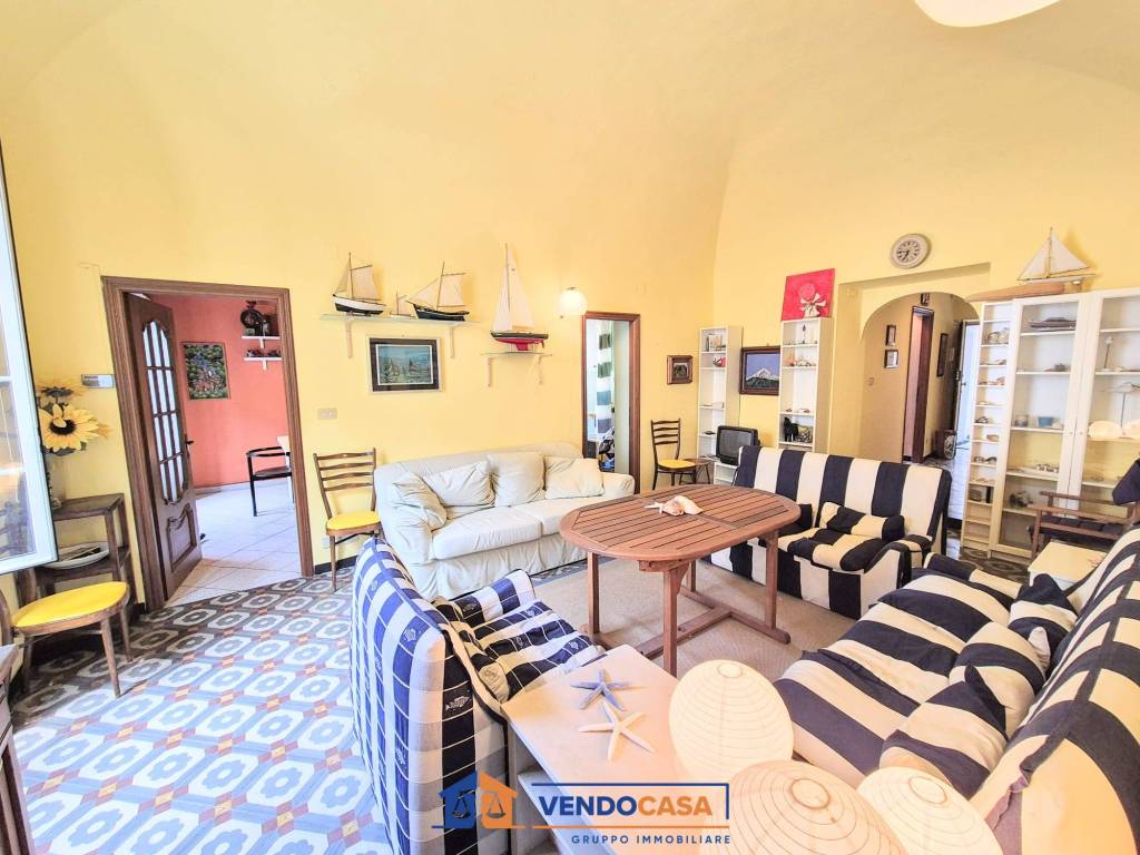 Appartamento a Finale ligure in Via Lancellotto - Foto 5