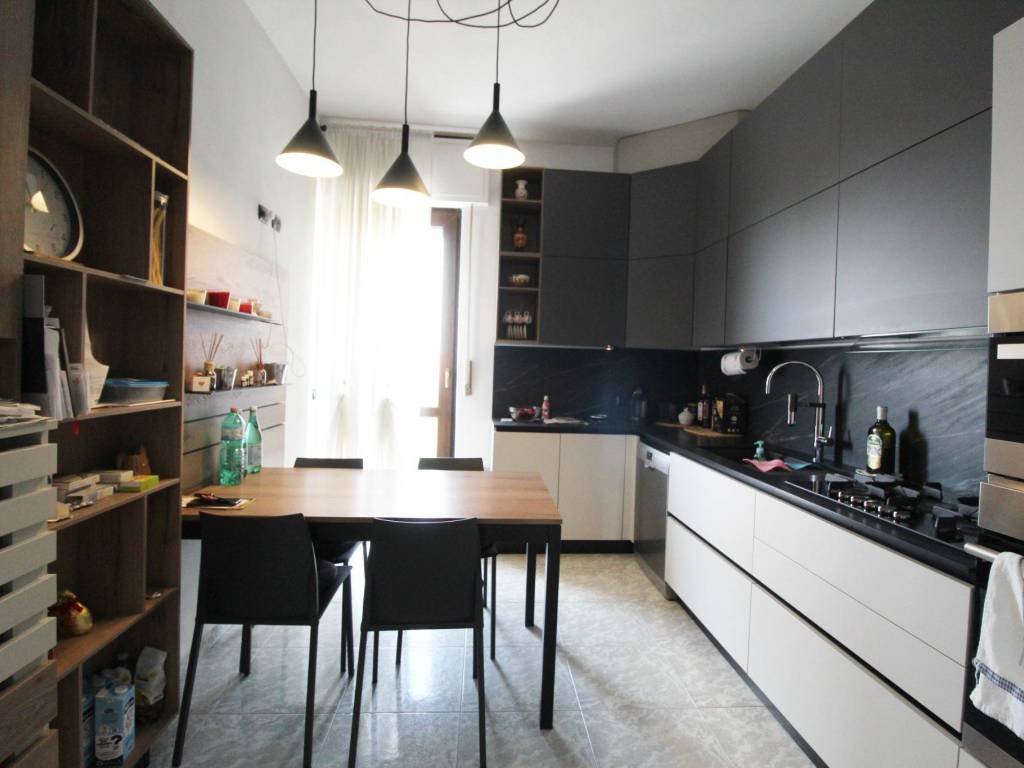 Appartamento a Marnate in Via Roma, 11 - Foto 4
