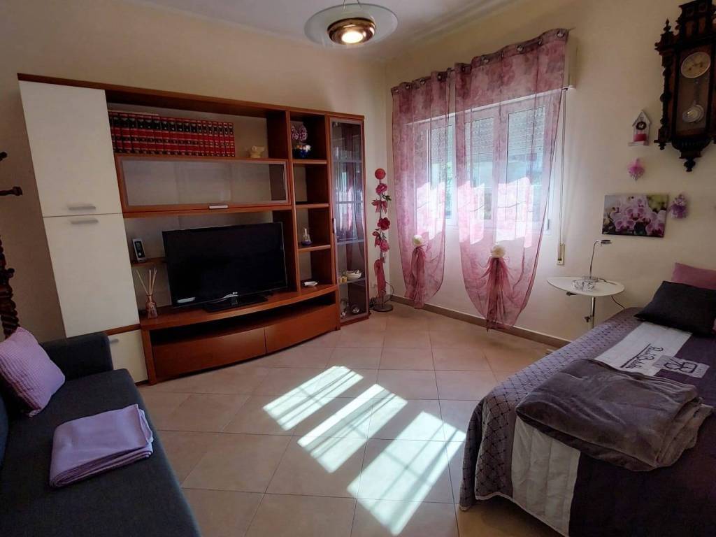 Appartamento a Camaiore in Via Pacini - Foto 3