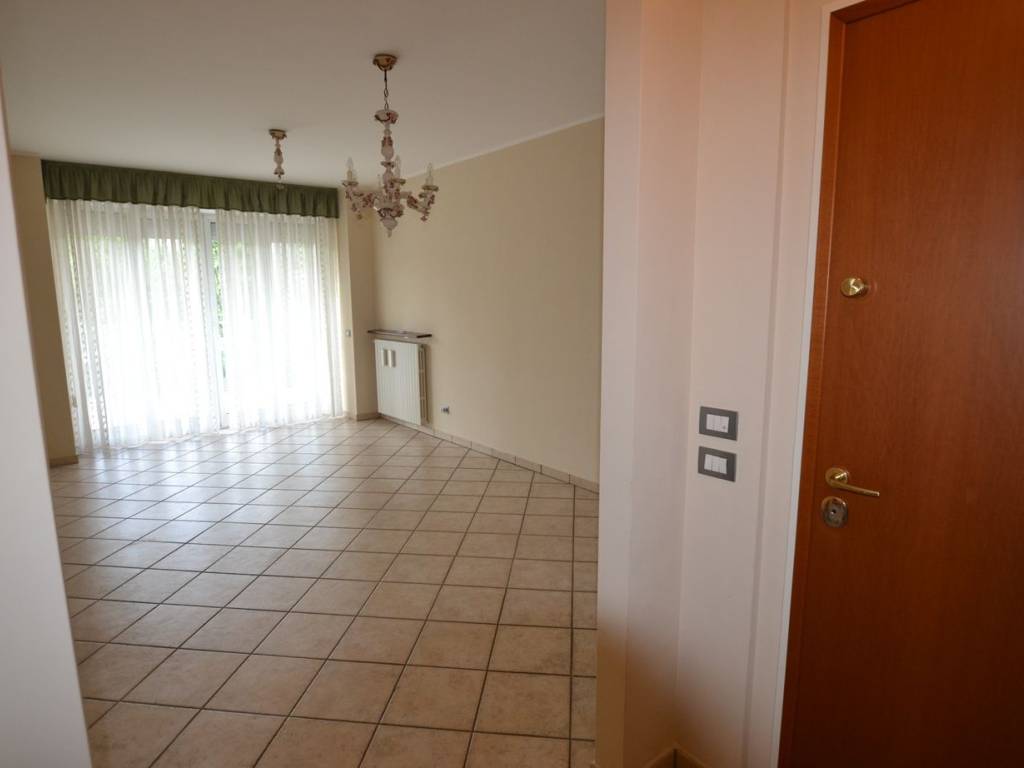 Appartamento a Biella in Via Alfonso Lamarmora, 9 - Foto 2