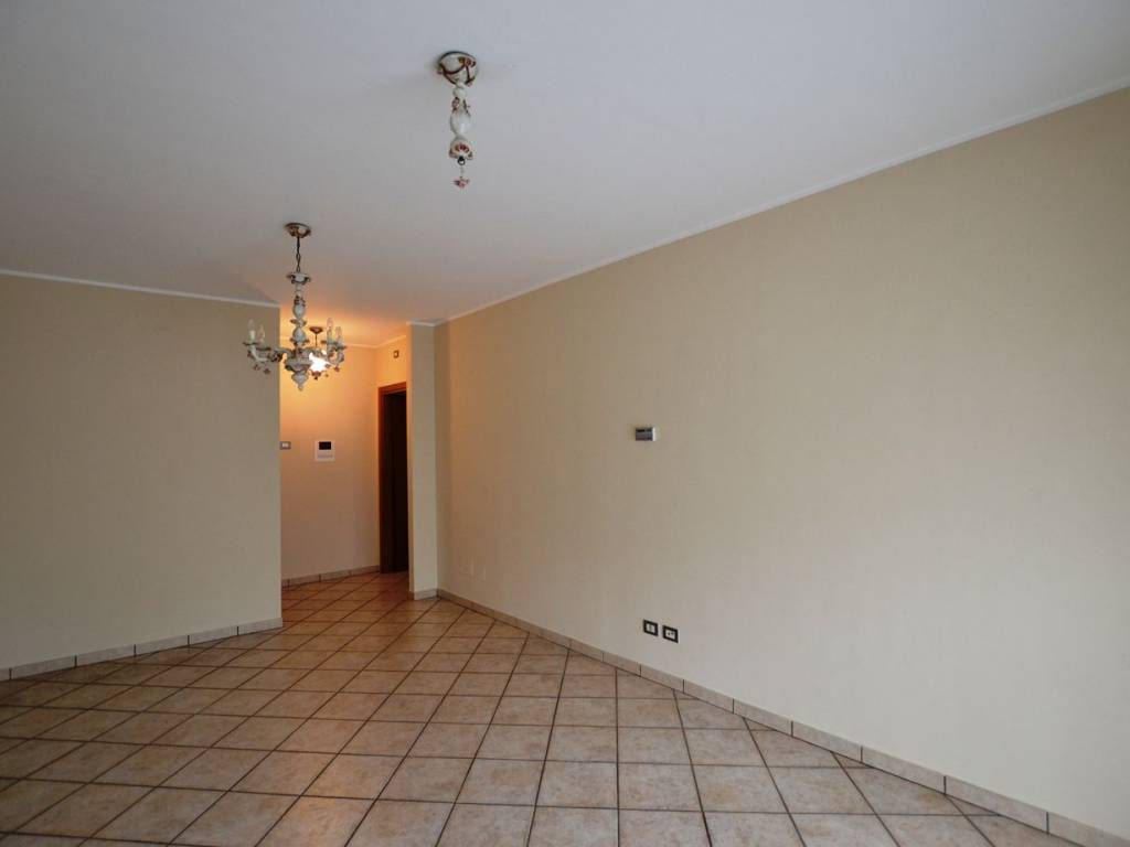 Appartamento a Biella in Via Alfonso Lamarmora, 9 - Foto 4