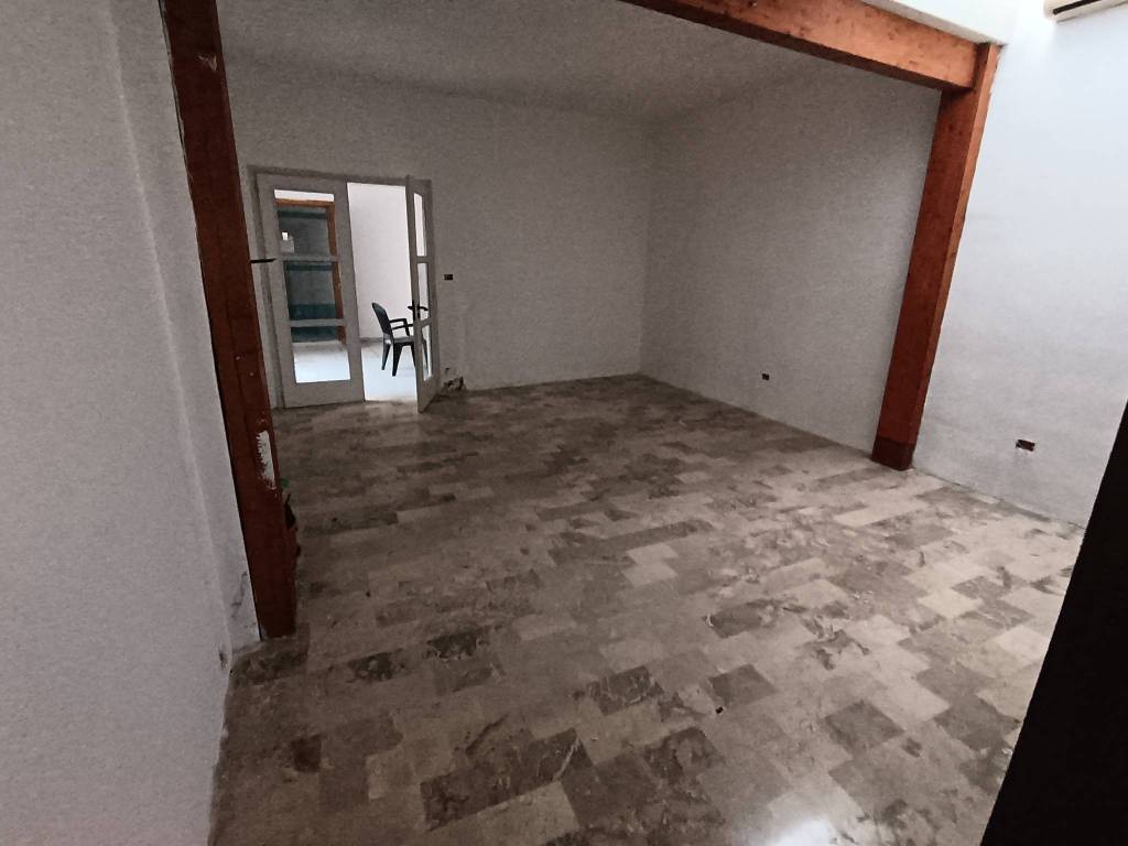 Appartamento a Carmiano in Via Alcide De Gasperi - Foto 5
