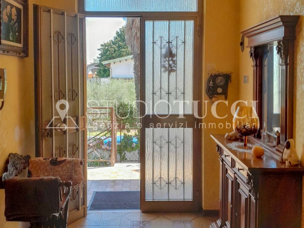 Villa a Cepagatti in Via Dante Alighieri, 148 - Foto 2