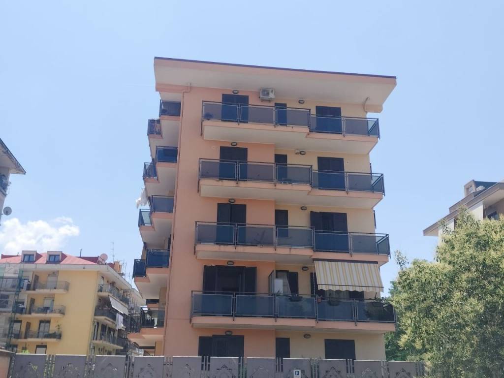 Attico / mansarda a San nicola la strada in Via C. Patturelli - Foto 4