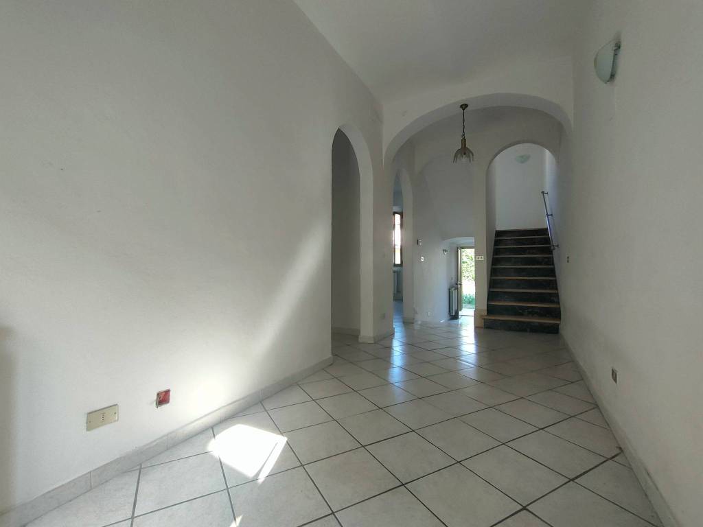 Casa indipendente a Poggio a caiano in Via Umberto I - Foto 2