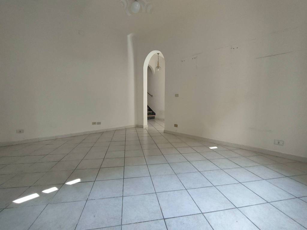 Casa indipendente a Poggio a caiano in Via Umberto I - Foto 5