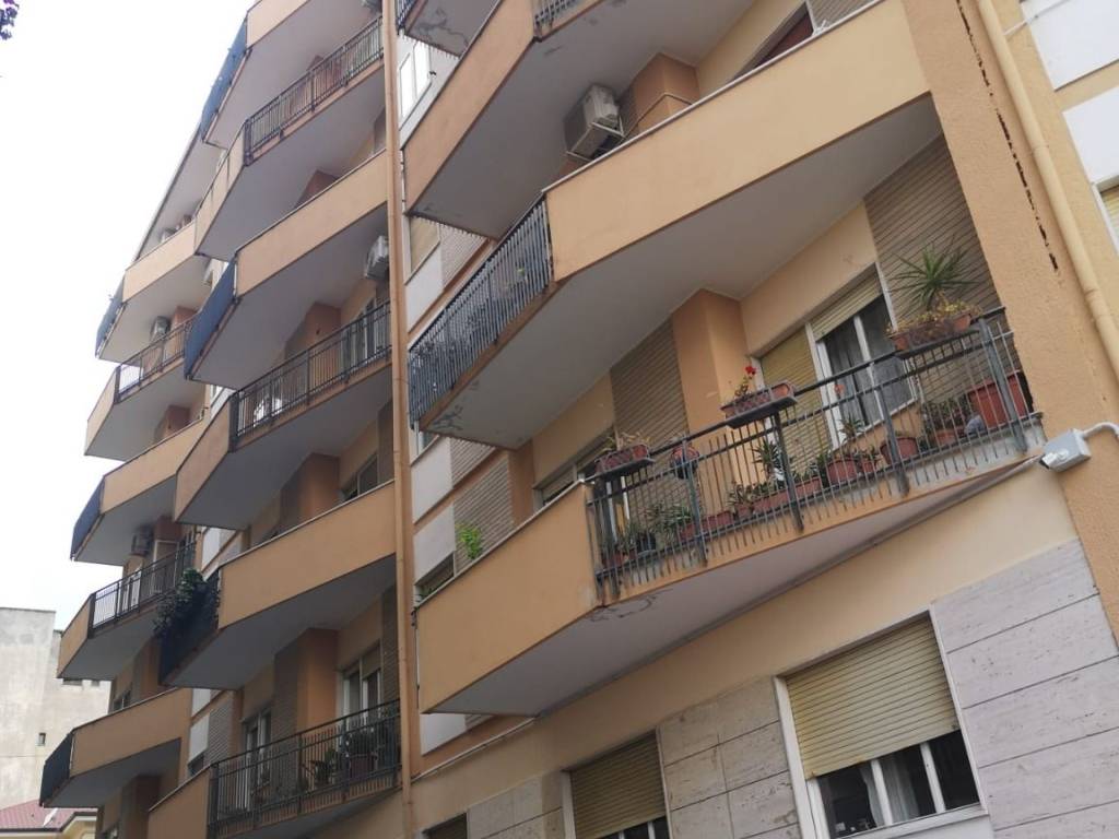 Appartamento a Catanzaro in Via Bruno Chimirri, 27 - Foto 2