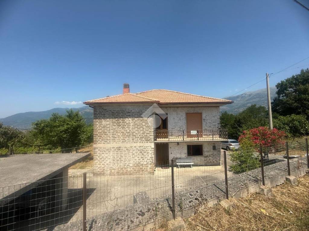 Casa indipendente a Broccostella in Via Piede La Valle, 14 - Foto 3