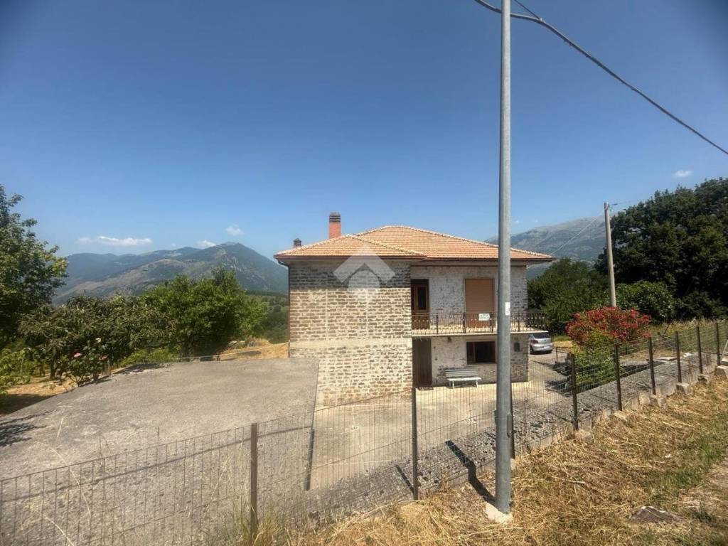 Casa indipendente a Broccostella in Via Piede La Valle, 14 - Foto 4