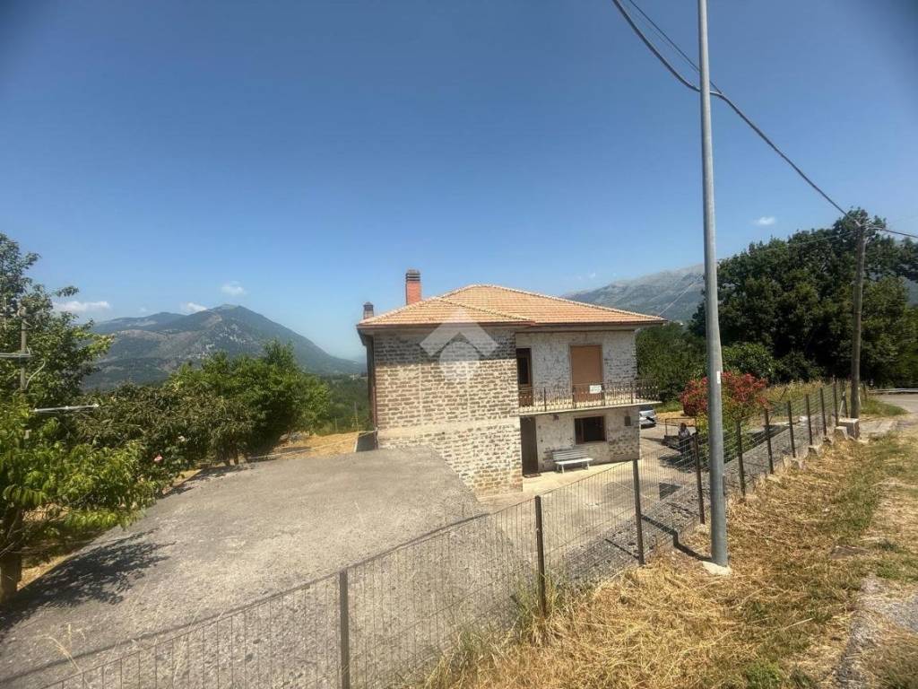Casa indipendente a Broccostella in Via Piede La Valle, 14 - Foto 5