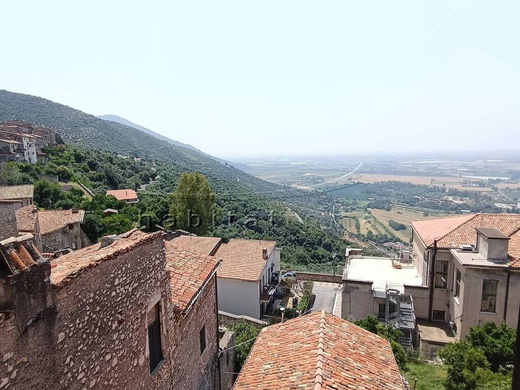 Palazzo / stabile a Sermoneta in Via della Portella, 5 - Foto 3