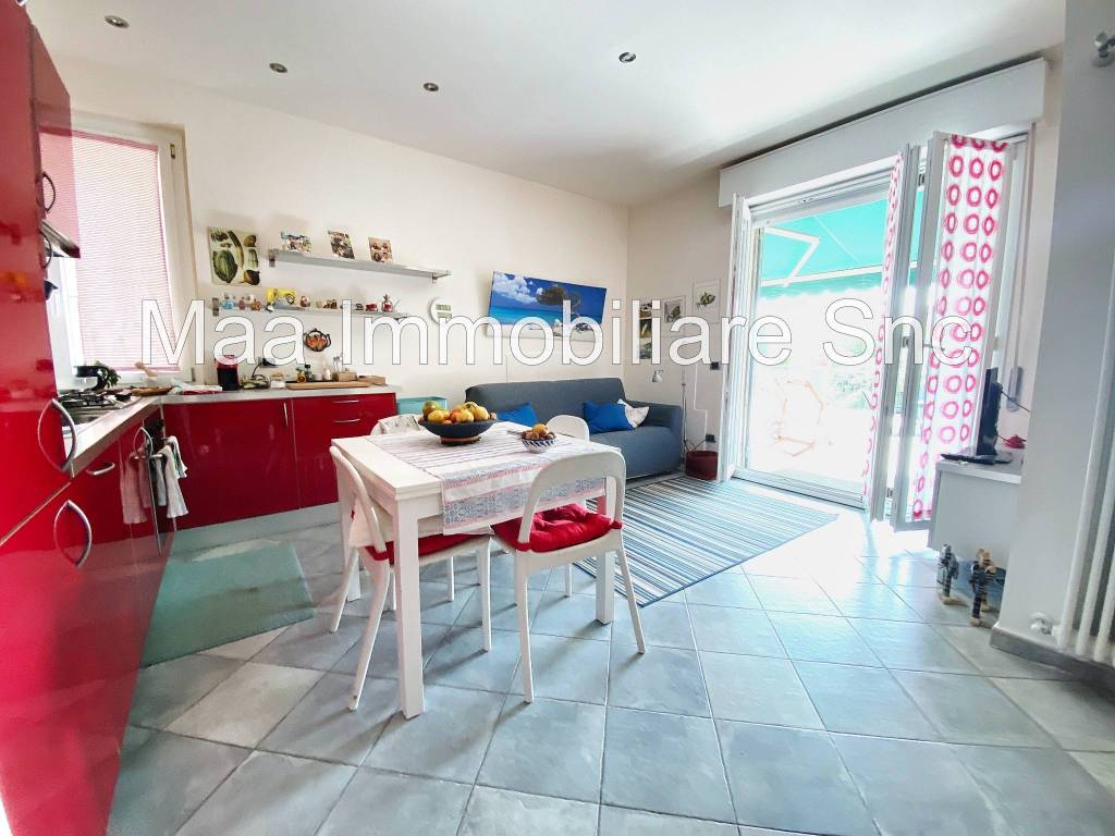 Appartamento a Albissola marina in Via Filippo Gentile - Foto 2