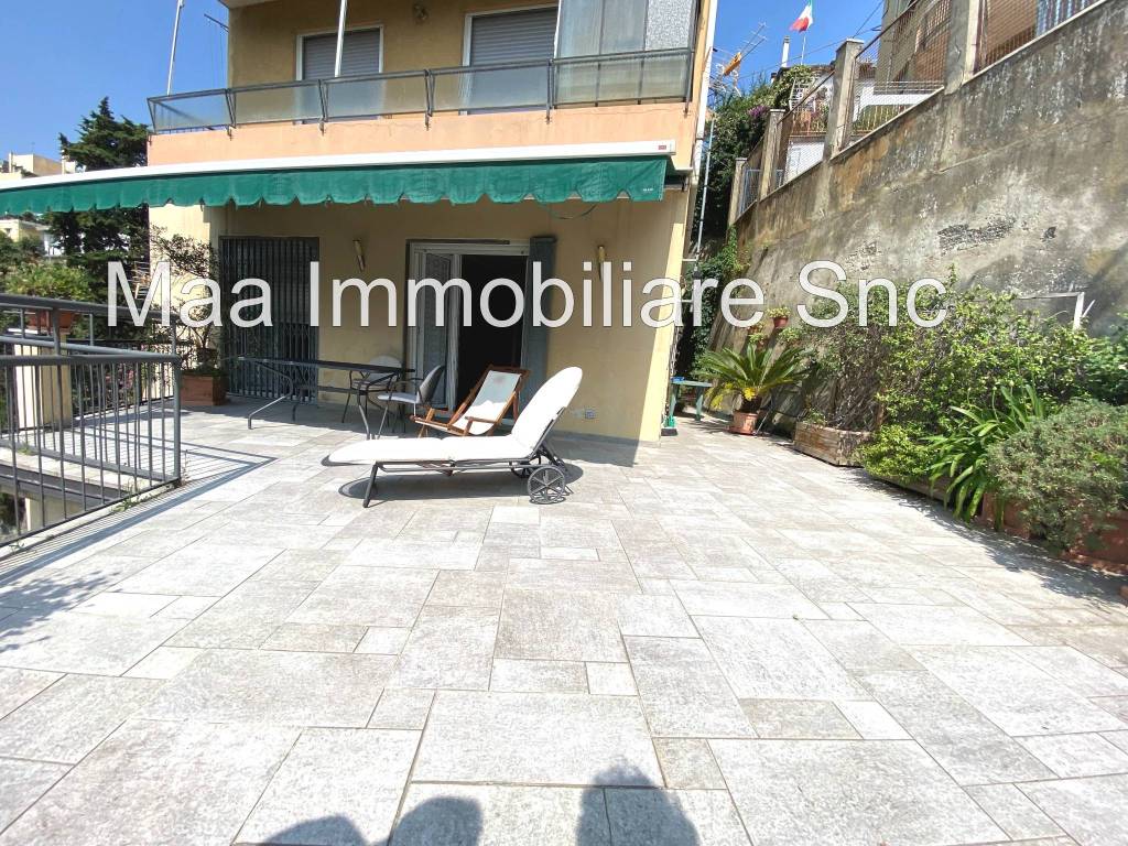 Appartamento a Albissola marina in Via Filippo Gentile - Foto 5