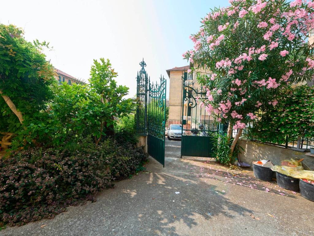 Appartamento a Celle ligure in Via Colla - Foto 2