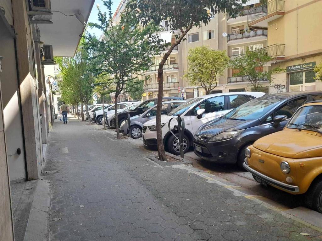 Box / garage a Salerno in via Luigi Guercio, 164 - Foto 5