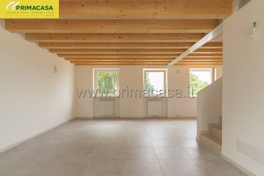 Appartamento a Erbezzo in Contrada Resti - Foto 5