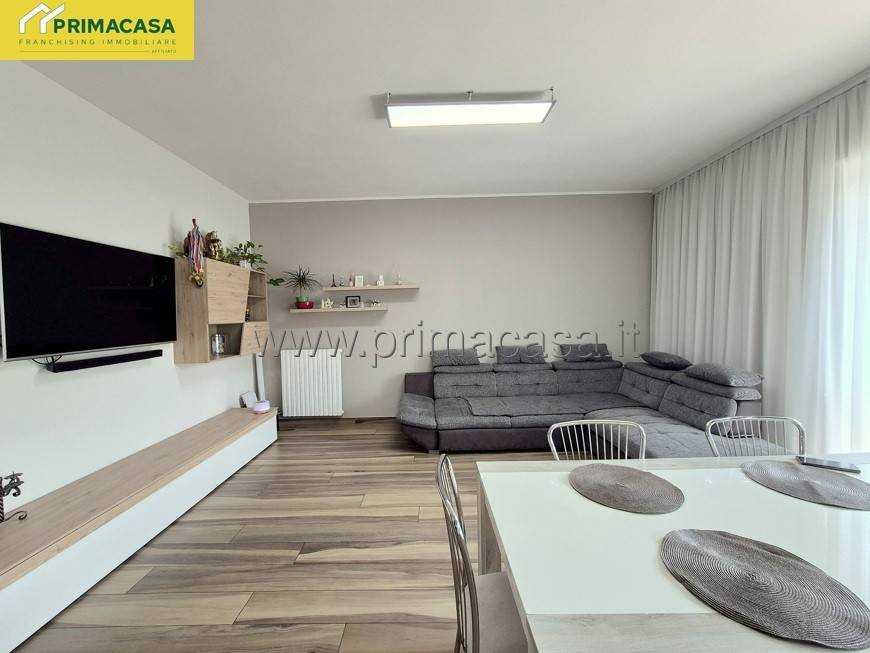 Appartamento a Verona in Stradone Santa Lucia, 28 - Foto 5