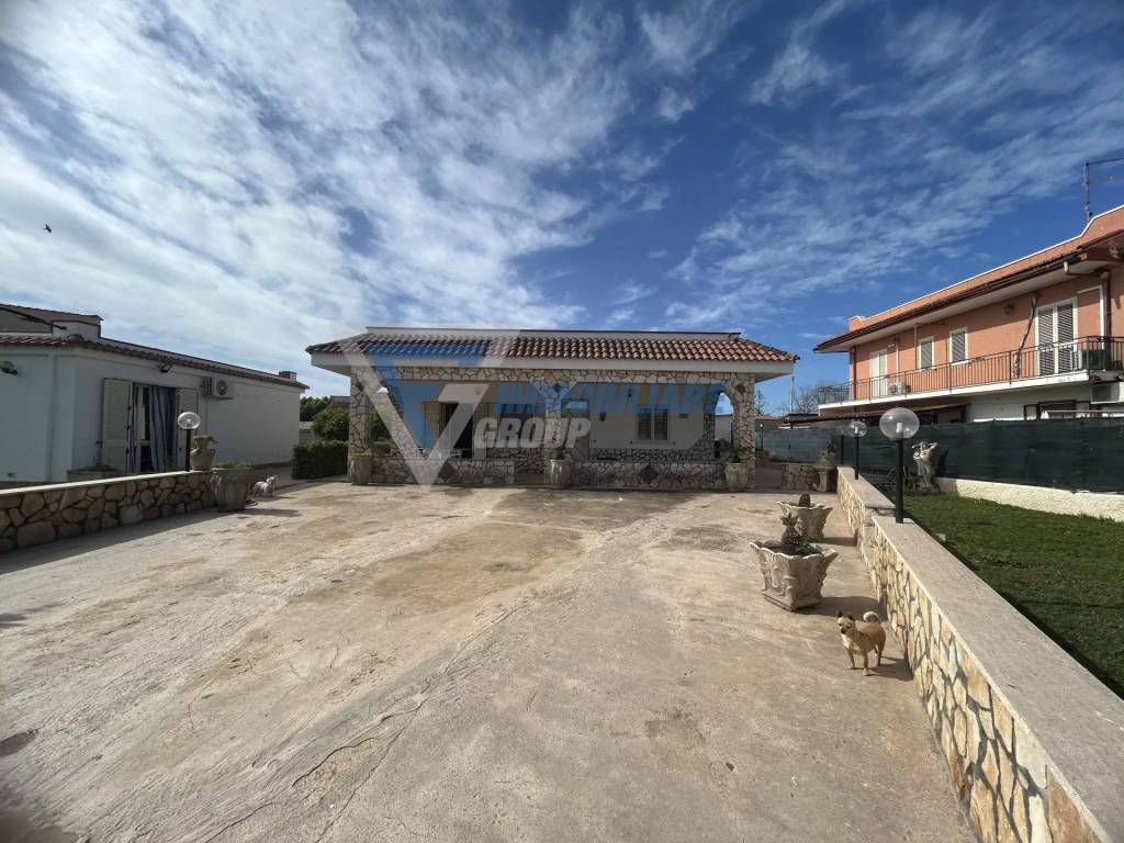 Villa a Siracusa in VIA ALFONSO HEREDIA - Foto 4