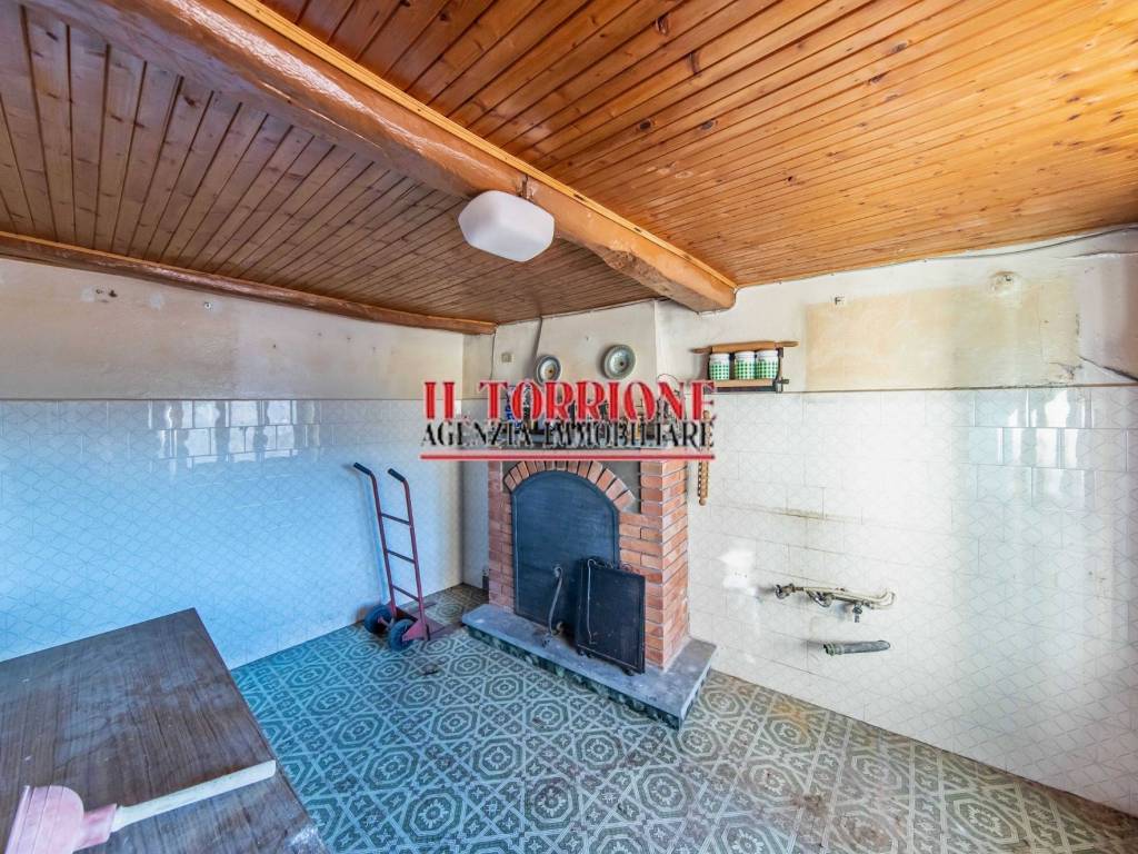 Casa indipendente a Pescia in Via Val di Torbola - Foto 4