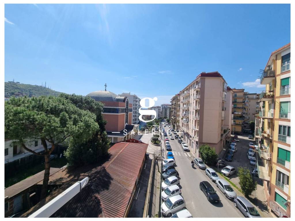 Appartamento a Salerno in Via Giacomo Costa - Foto 4