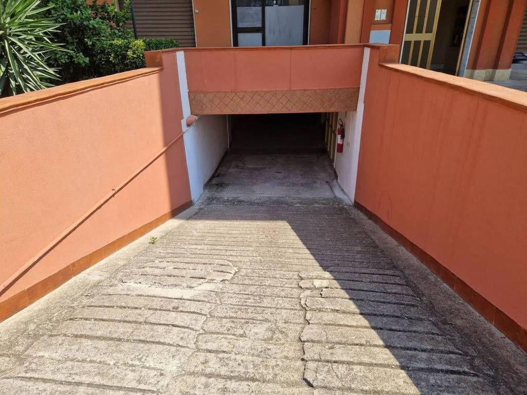 Box / garage a Battipaglia in Viale Della Libertà, 10 - Foto 4