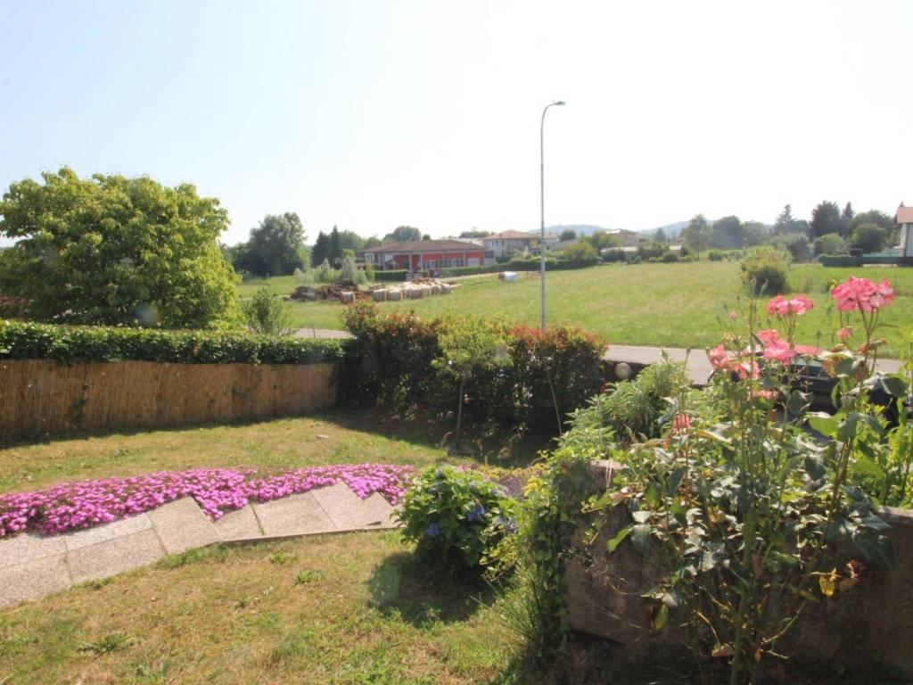 Villetta a schiera a Valmorea in Via Cavallitti - Foto 3