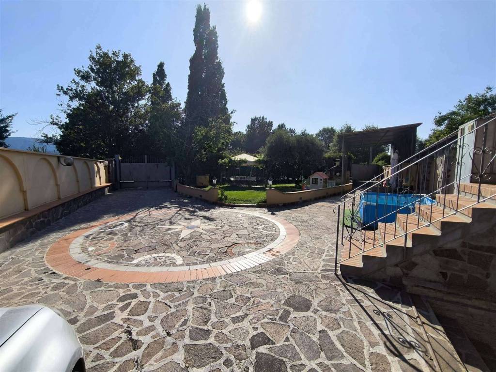 Villa a Quarrata in Via Molin Nuovo - Foto 3