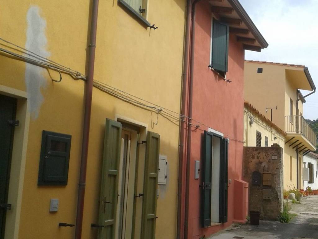 Casa indipendente a Fluminimaggiore in Via Pinna - Foto 2