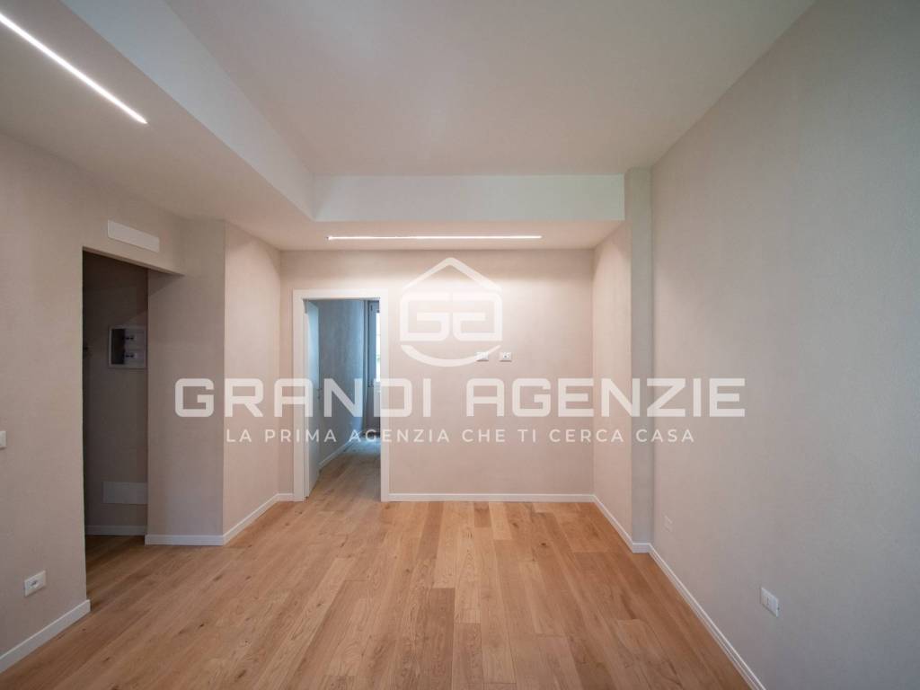 Appartamento a Verona in Salita Monte Grappa, 12 - Foto 2