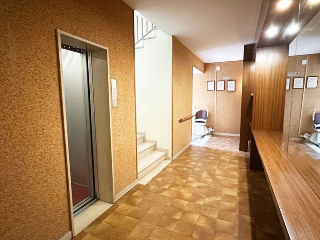 Palazzo / stabile a Ronchi dei legionari in Piazzale Martiri Risiera S. Sabba, 4 - Foto 2