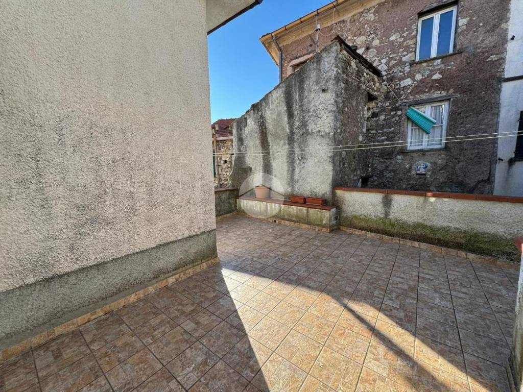 Casa indipendente a Maissana in Via 4 novembre, 8 - Foto 4